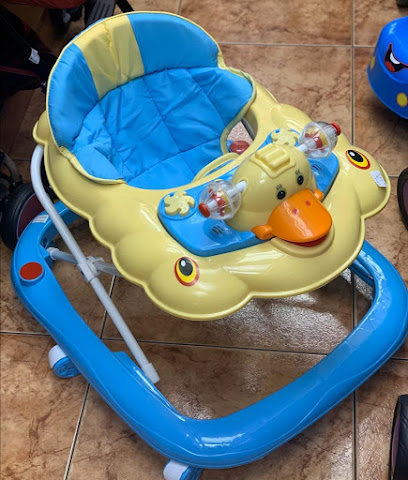 منتجات الأطفال بالجملة ضرب الدولية - أم القيوين - +971 55 682 8346