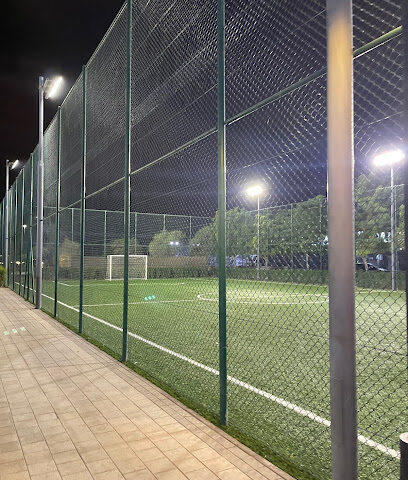 ملعب كرة قدم - الشارقة -