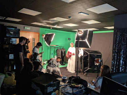 شركة فيلم ديستريكت دبي لإنتاج الفيديو - أم القيوين - +971 4 388 4345