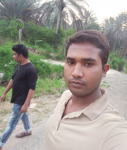 شكيل - أم القيوين - +971 55 246 8617