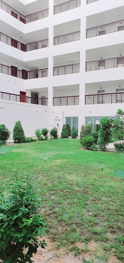 ملعب تنس مجتمع الخيل هايتس - United Arab Emirates|Al Quoz - Al Quoz 4 - Dubai|5743+5C6