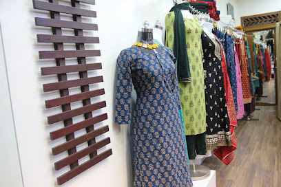 استيرا بوتيك الإمارات - أم القيوين - +971 52 369 2570