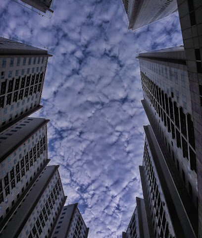 اللؤلؤة العقارية ذ - الشارقة -