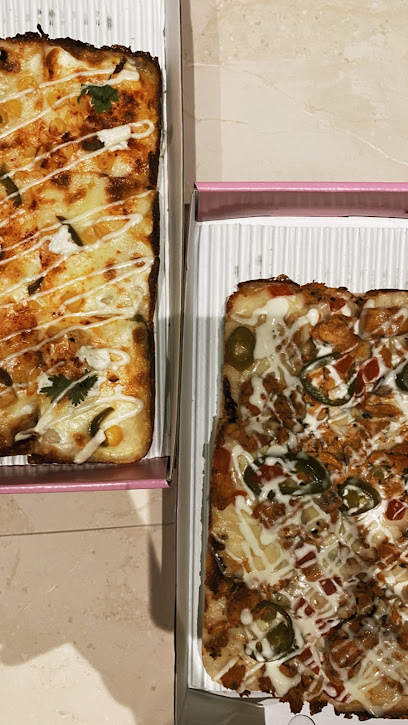 نادي البيتزا - United Arab Emirates|Industrial AreaMuwailih Commercial - Sharjah|8F8G+P8M