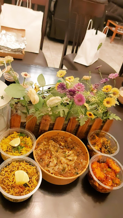 مطعم بيت النبطي - United Arab Emirates|opp. burjuman - Al Karama - Dubai|4B St|shop 19