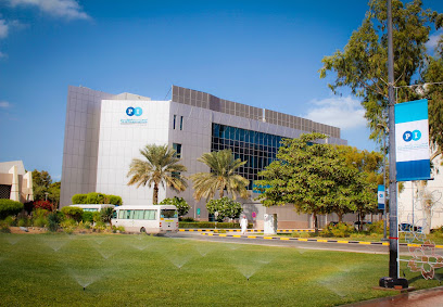 جامعة خليفة - حرم سان - أم القيوين - +971 2 312 3333