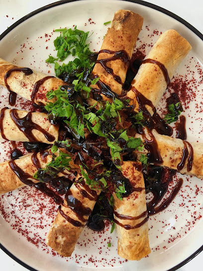 مقهى مامافيل - United Arab Emirates|Old Ras Al Khaimah - The Old Market - Ras al Khaimah|road