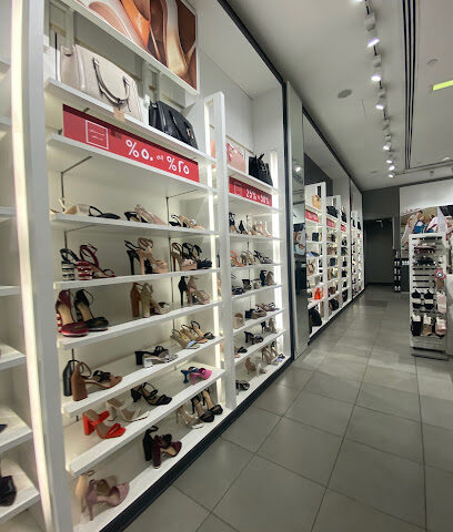 ألدو - الشارقة - +971 55 213 6092