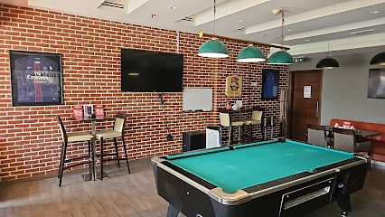 تشامبس سبورتس بار - الشارقة - +971 7 246 5222