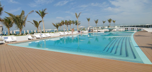 المسبح - برج العرب - الشارقة -