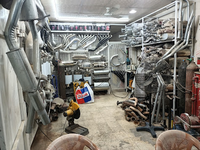 مندوب عوادم السيارات ركن النهضة - الشارقة - +971 55 543 0676