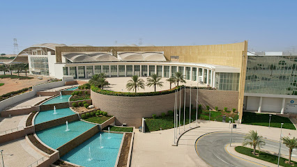 جامعة دبي - أم القيوين - +971 4 556 6800