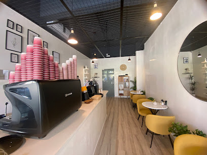 مقهى جيون - الشارقة - +971 56 816 1828