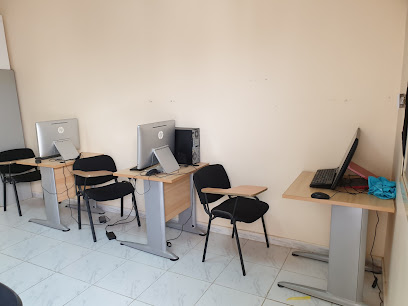 المركز الوطني للتدريب على سيارات الأجرة - الشارقة - +971 3 766 4659