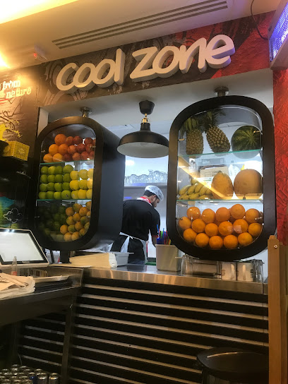كافتيريا الدجاج الحار الطازج - United Arab Emirates|Al Danah - Zone 1 - Abu Dhabi|6 Sheikh Fatima Bint Mubarak St|Star Cinemas Building
