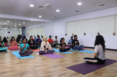 استوديو يوجا نابض بالحياة - عجمان - +971 52 989 7106