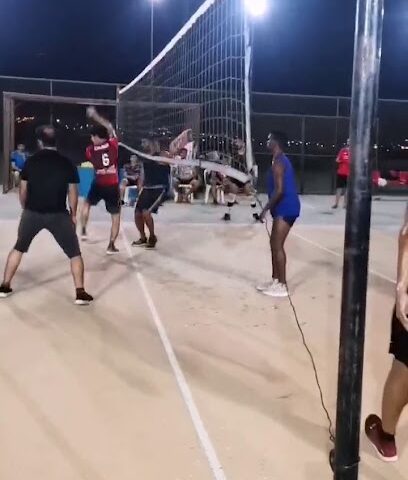 نادي الإمارات الرياضي الثقافي - الشارقة - +971 7 235 4754