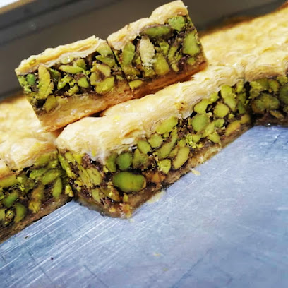 مخبز وحلويات القصر الشامي - أم القيوين -