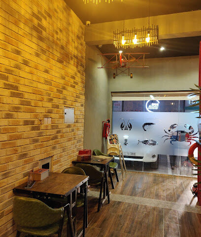 مطعم كراب اند كراك - الشارقة - +971 50 837 9114