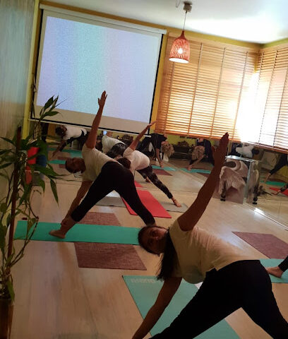 أحجار اليوجا - أبو ظبي - +971 50 653 2750