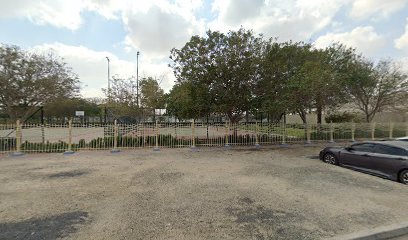 ملعب كرة الطائرة - أم القيوين -