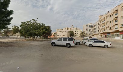 مدرسة سرهد لتعليم قيادة السيارات - الشارقة -