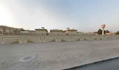مدرسة دبي للتعليم الثانوي للبنين - الشارقة -