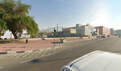 ملعب كرة قدم - الشارقة -